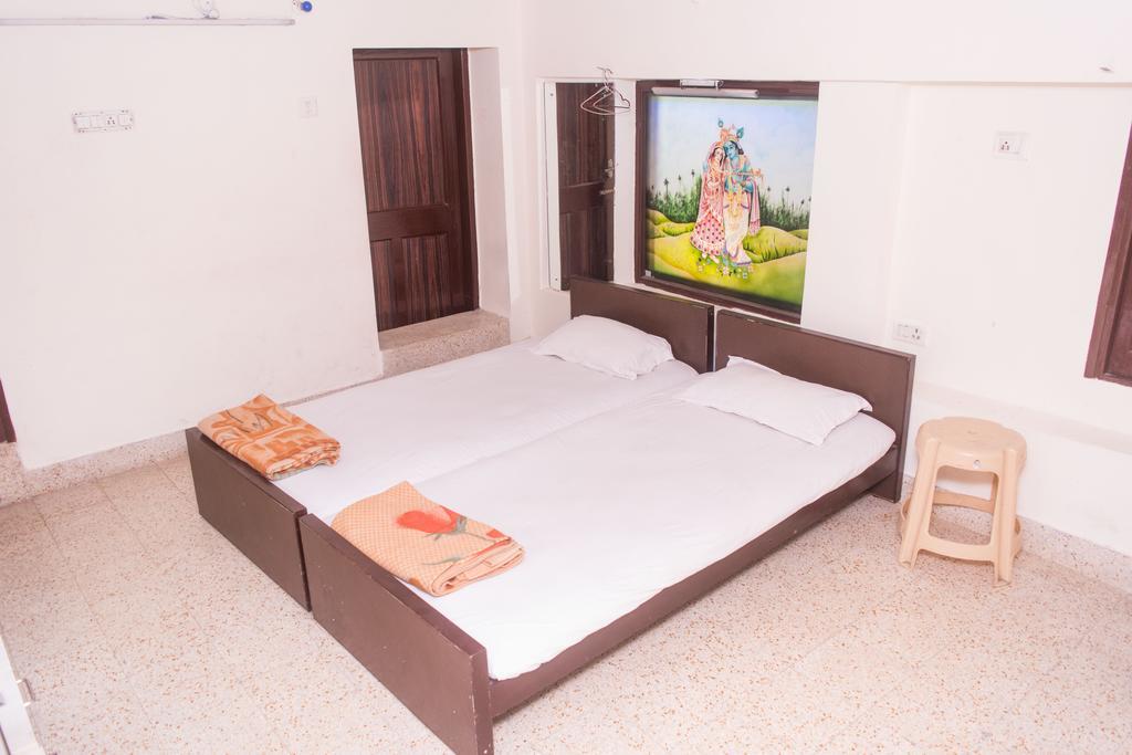 New Metro Guest House Калькутта Экстерьер фото