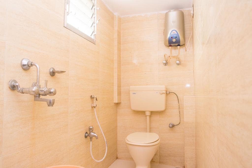 New Metro Guest House Калькутта Экстерьер фото